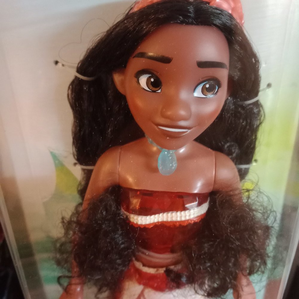 NWT Disney Princess Royal Shimmer Moana Doll - Picture 3 of 8